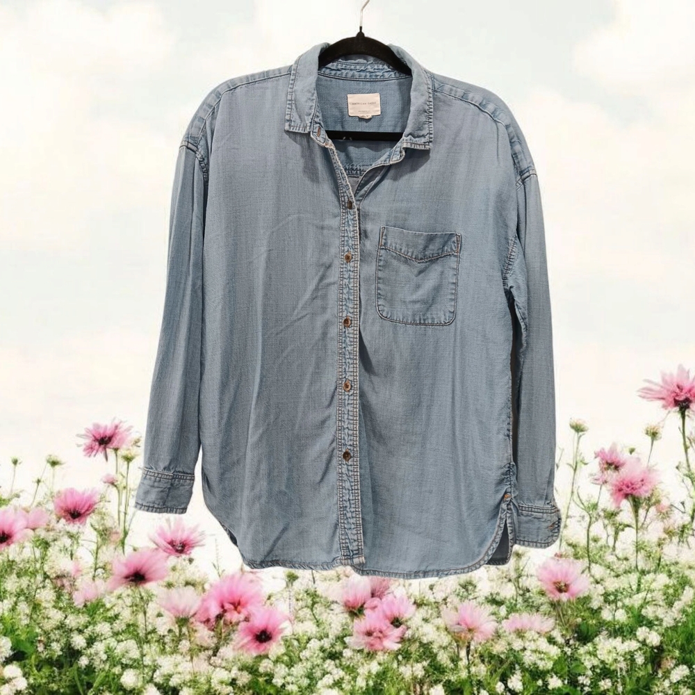 American Eagle Outfitters Blue Casual Button Down Shirt